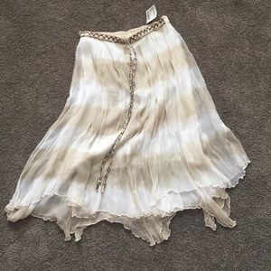 European Designer   Skirt Beige size XXS. NWT